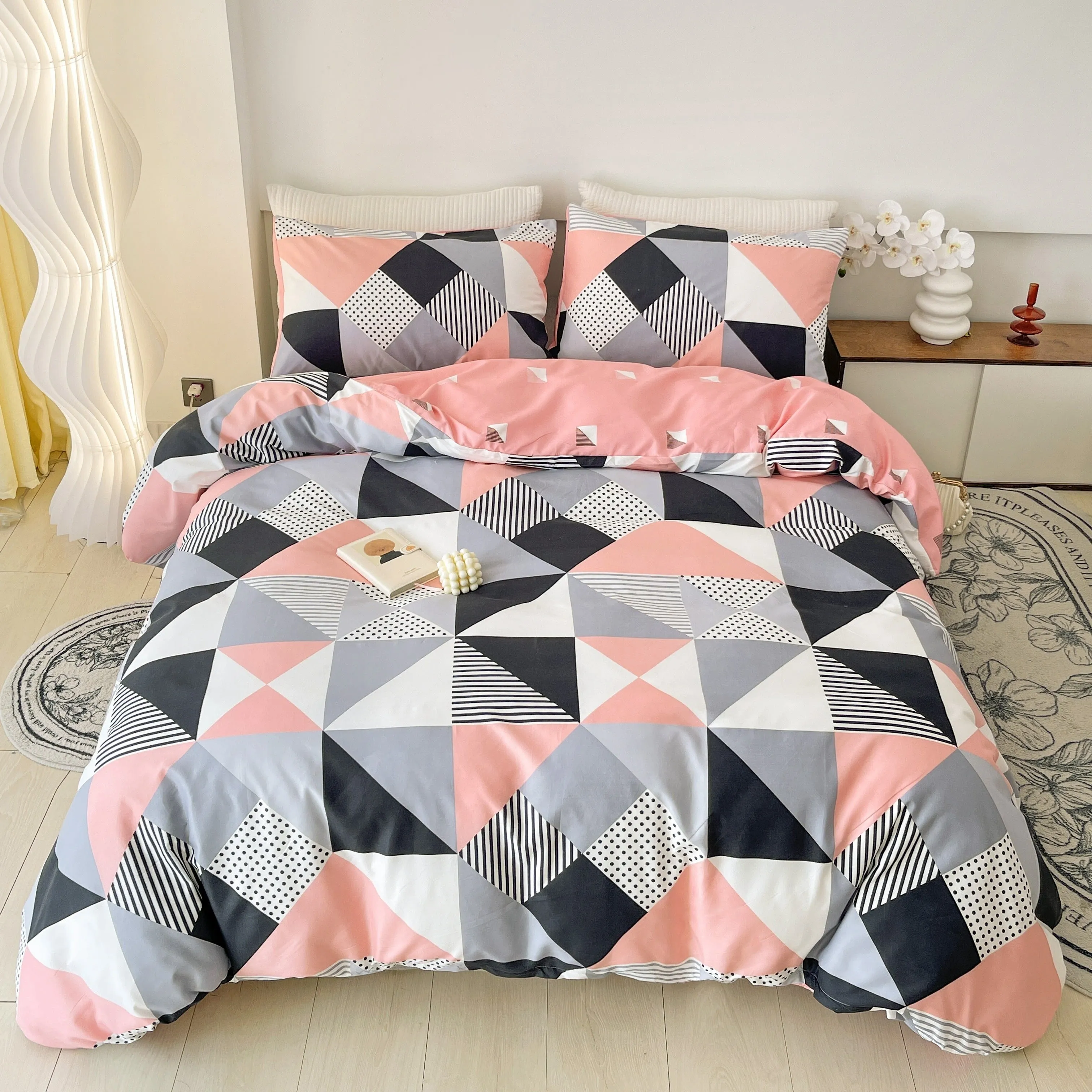 3pcs Luxurious Geometric Pattern Bedding Set - Soft, Comfortable, Hypoallergenic Duvet Cover with 2 Pillowcases - Perfect for Bedroom, Guest Room, and Everyday Use