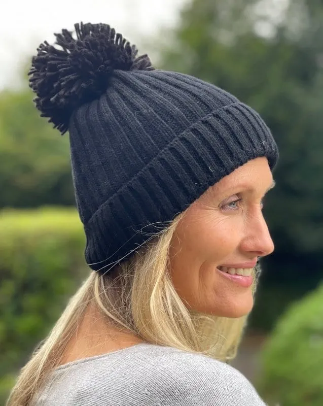 Cashmere Knit Pom Pom Hat - Black