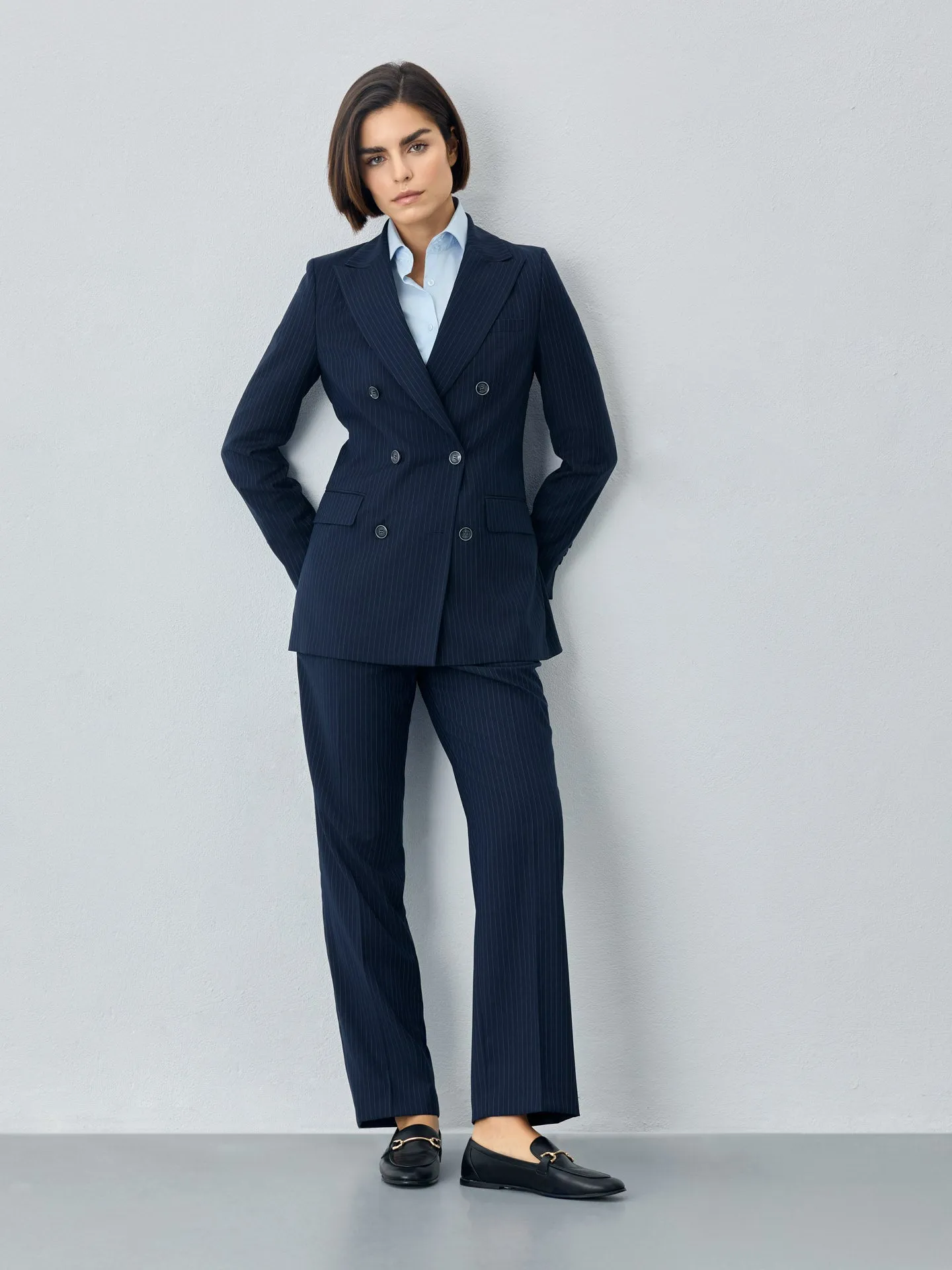 Double Breasted Dark Blue Pinstripes Suit In Wool Blend