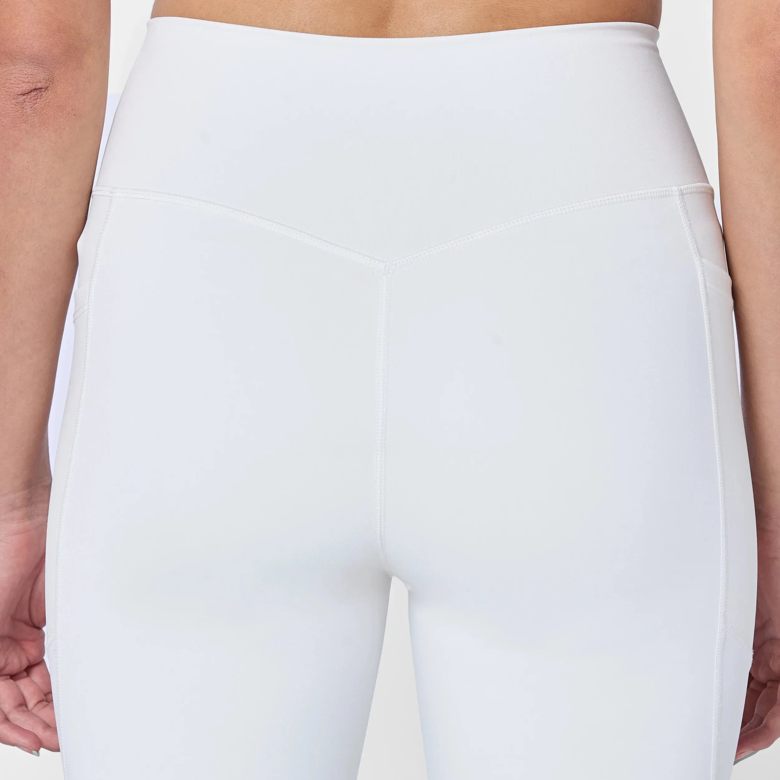 Essential ACT Double Layered Leggings 21" 2.0 - Pearl White