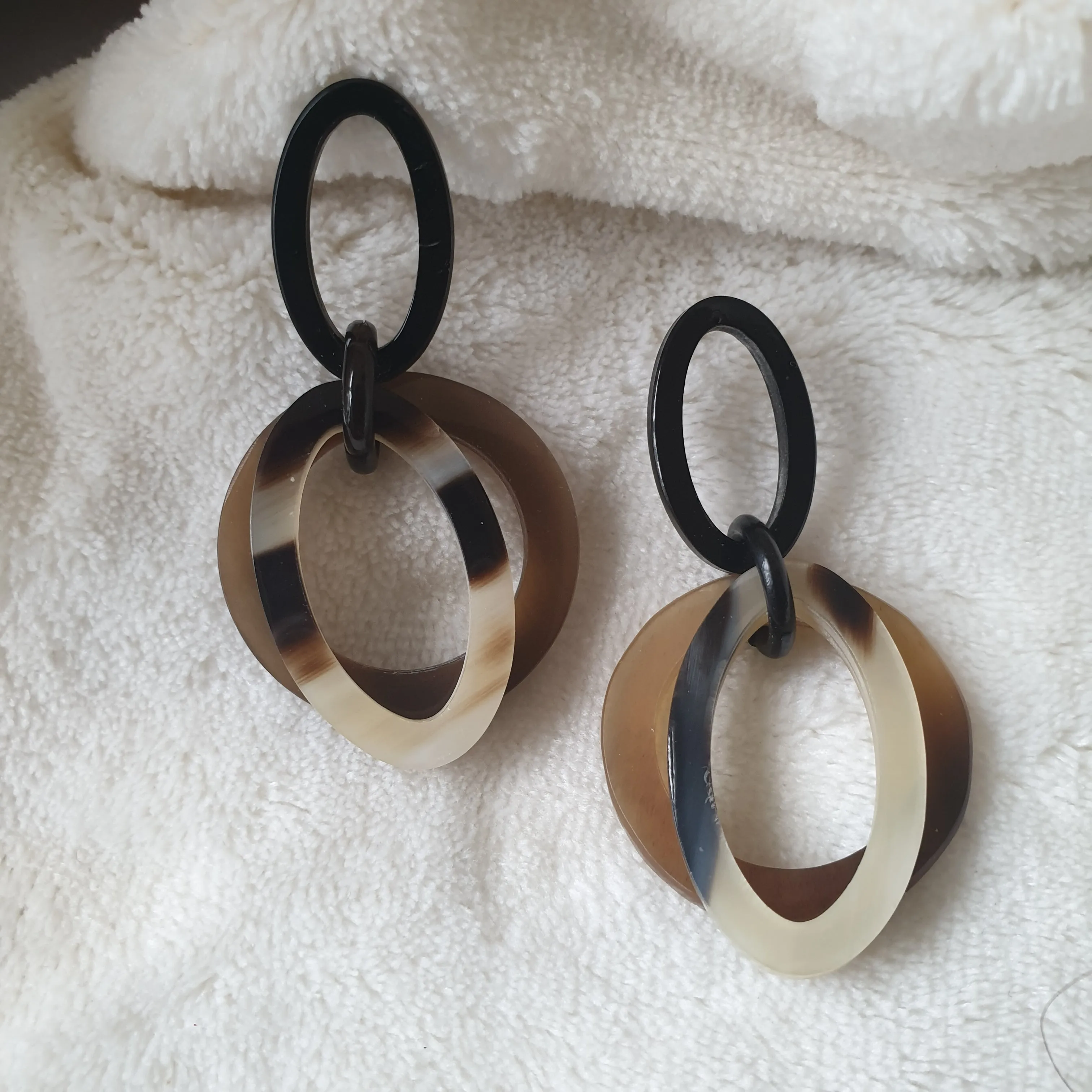 Jasmino Hadmade Spring 2023 Double Oval Earrings Made By Natural Buffalo Horn