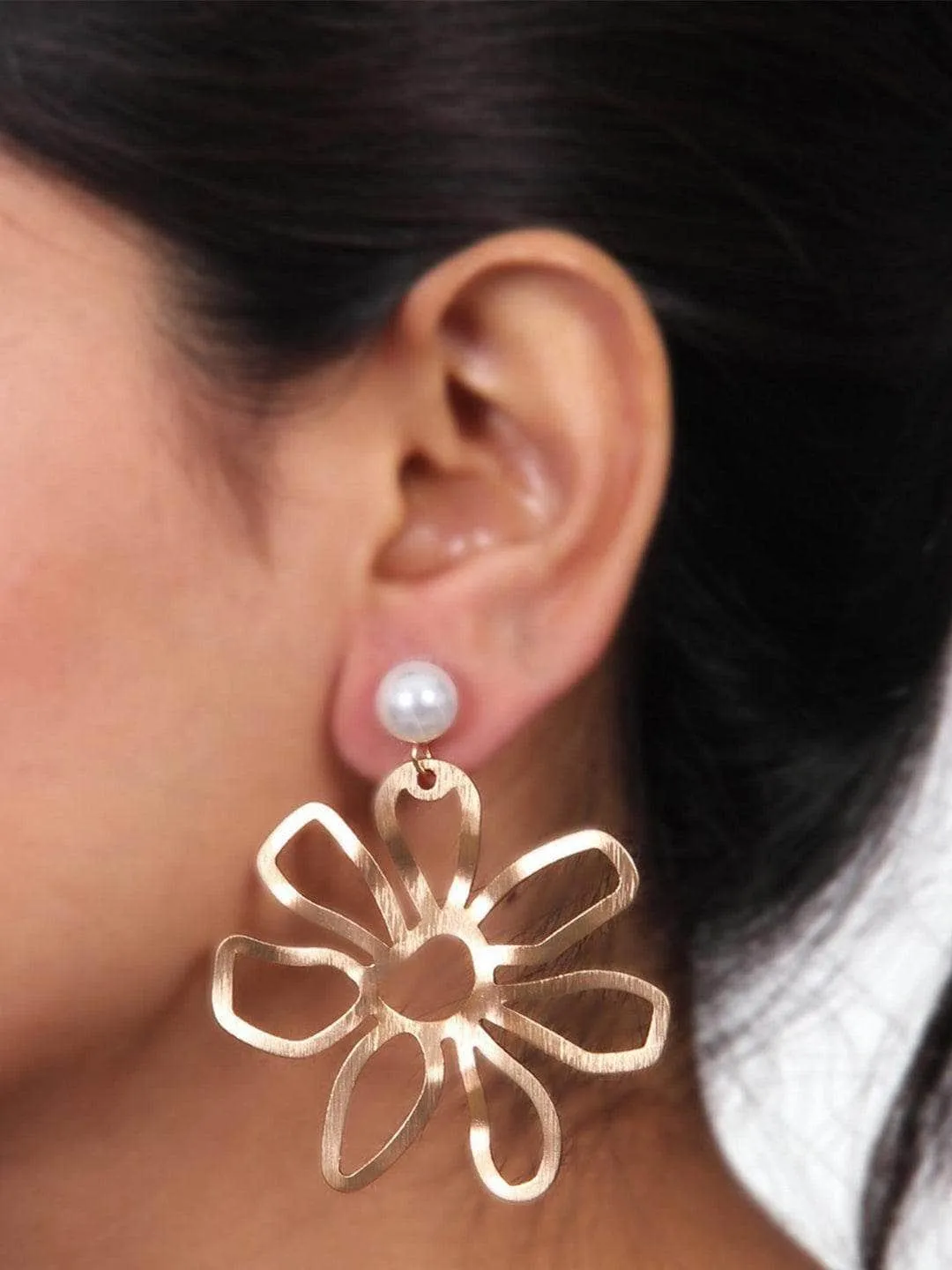 Khushnaz Ashdin Turner In Flower Stencil Earrings