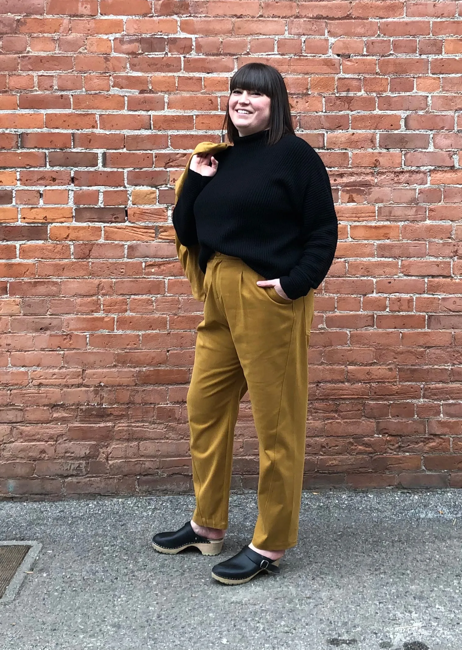 Preston Pants in Gold