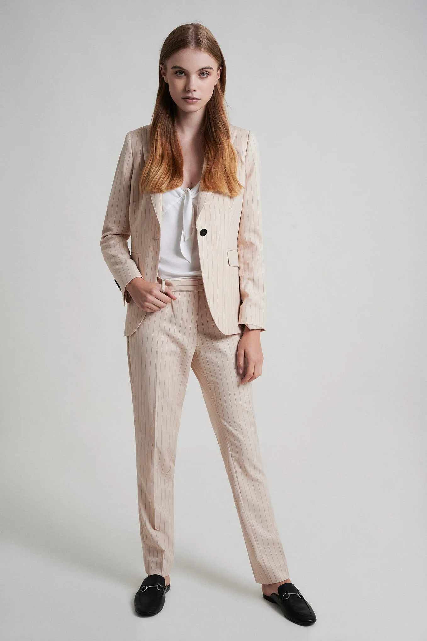 Stripped suit with single button blazer