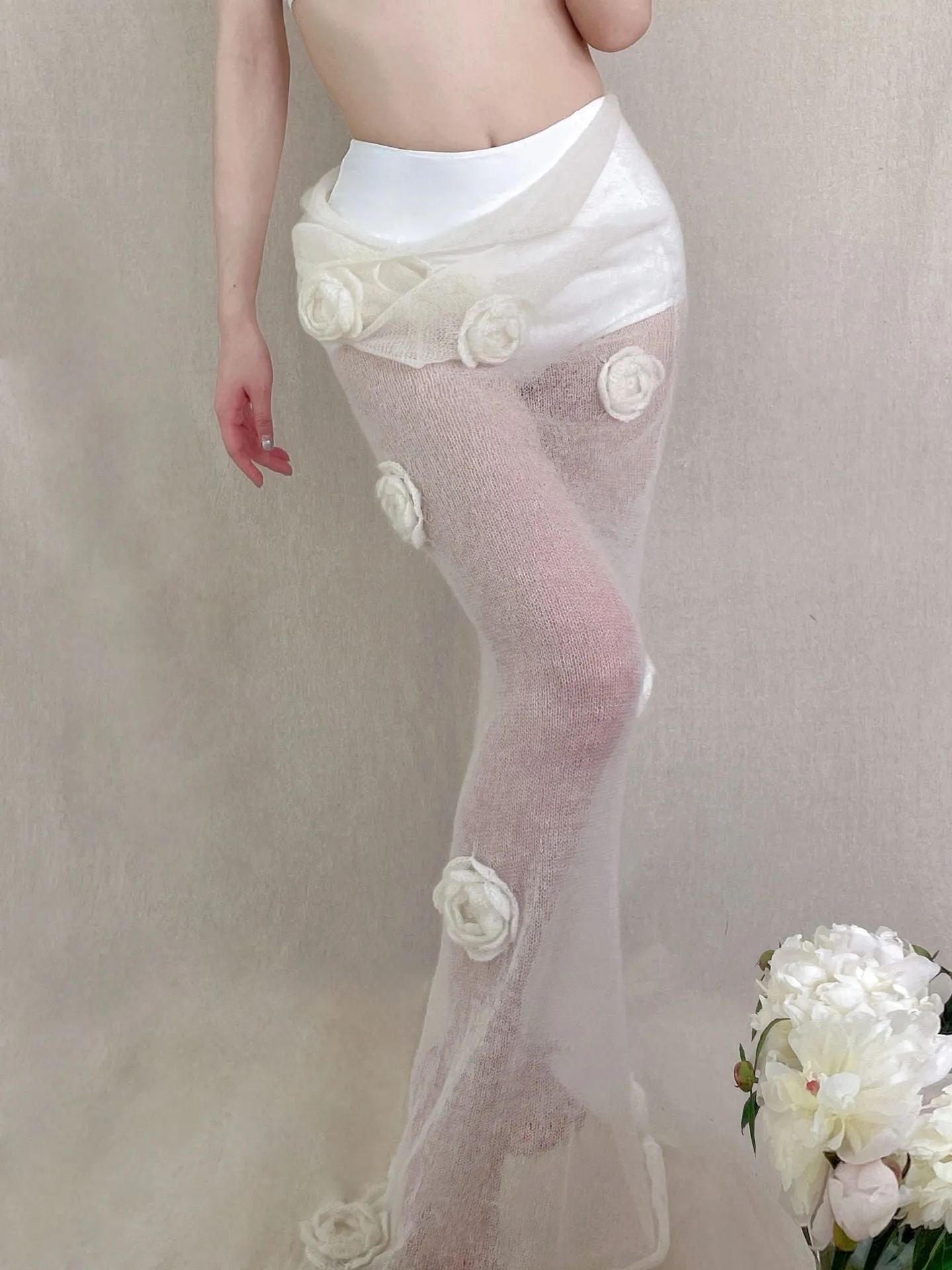 [Tailor Made] Floral Deity White Rose Hand Knitted Dress