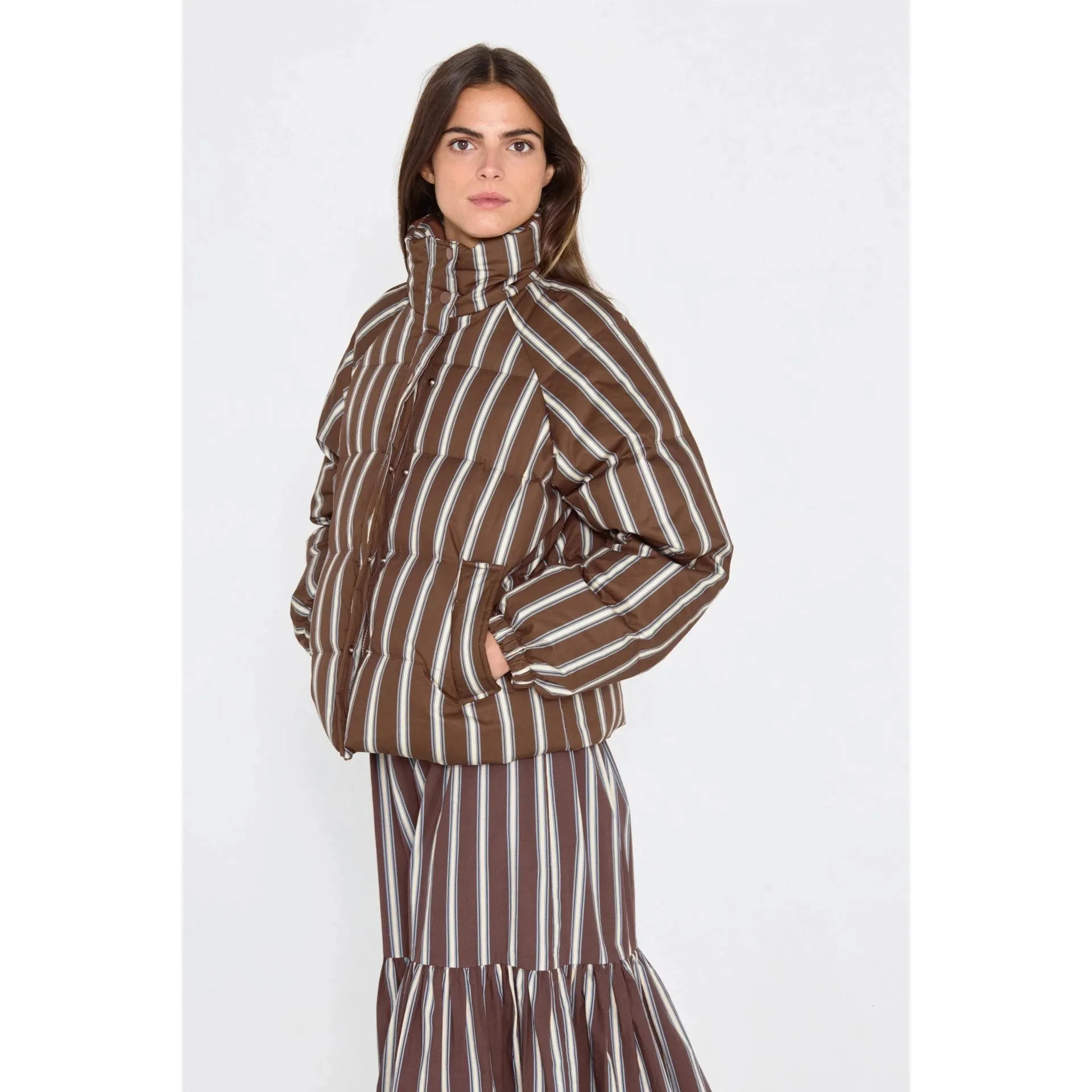 The Tiny Big Sister - Striped short jacket - chocolate