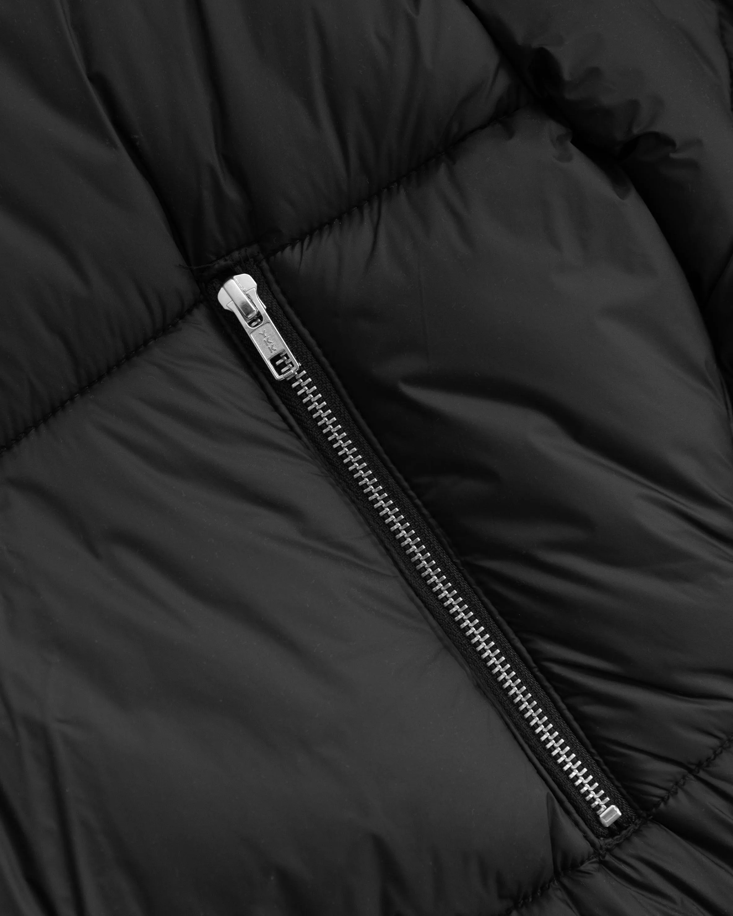 V-PUFFER JACKET BLACK