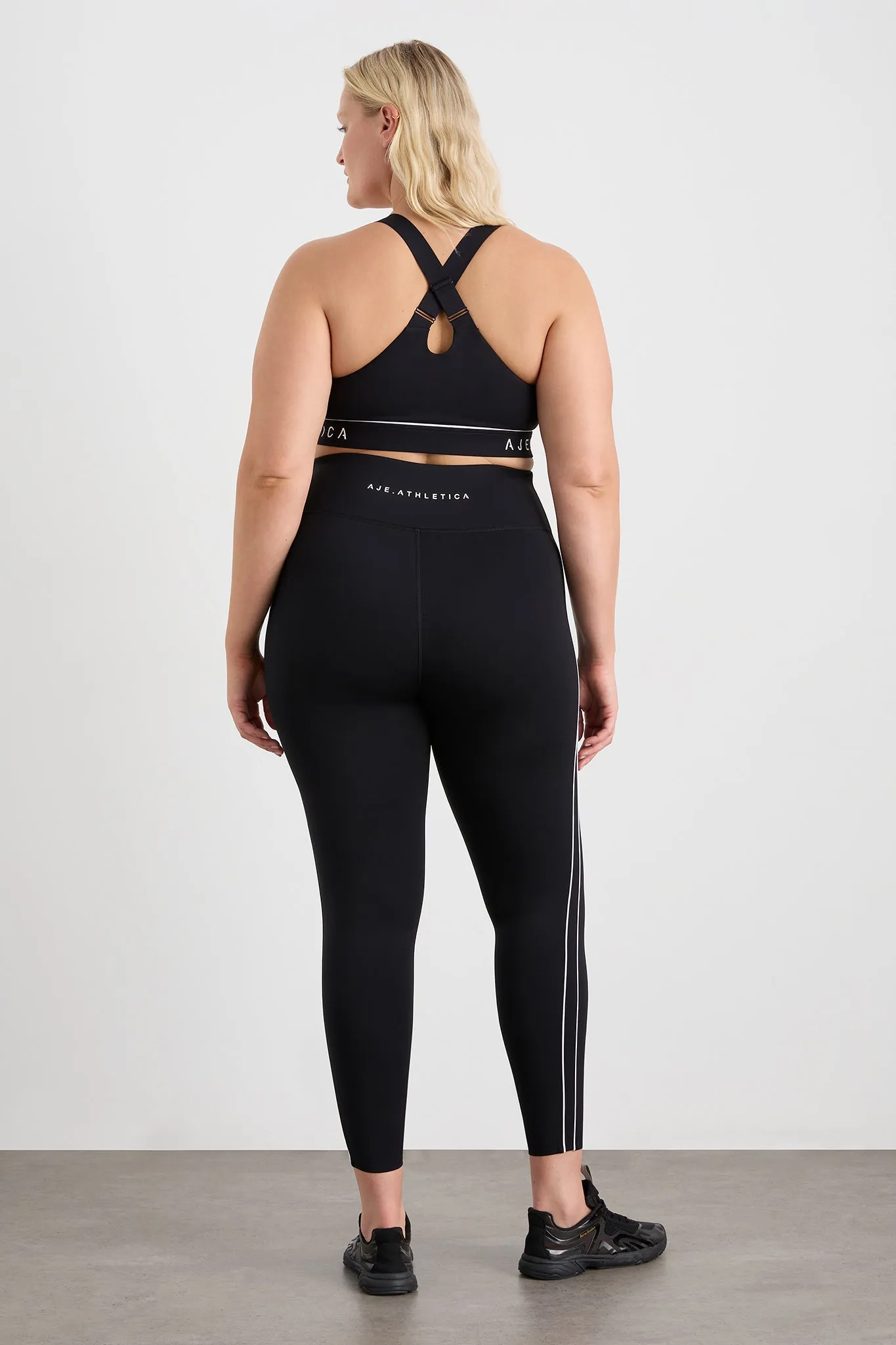 Zip Front Sports Bra 329